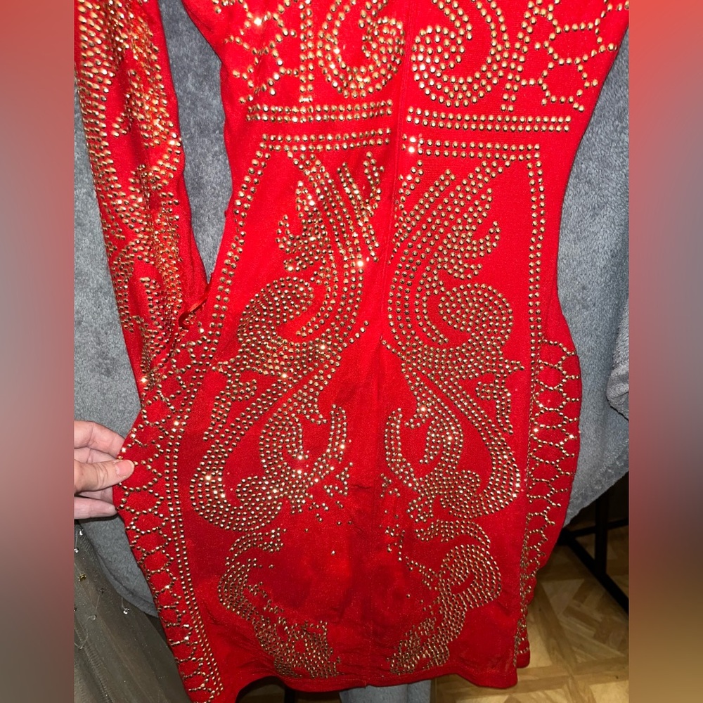 BANJUL Red Stretchy Beaded Dress W/ Lace Hip Accents EUC - Picture 3 of 8
